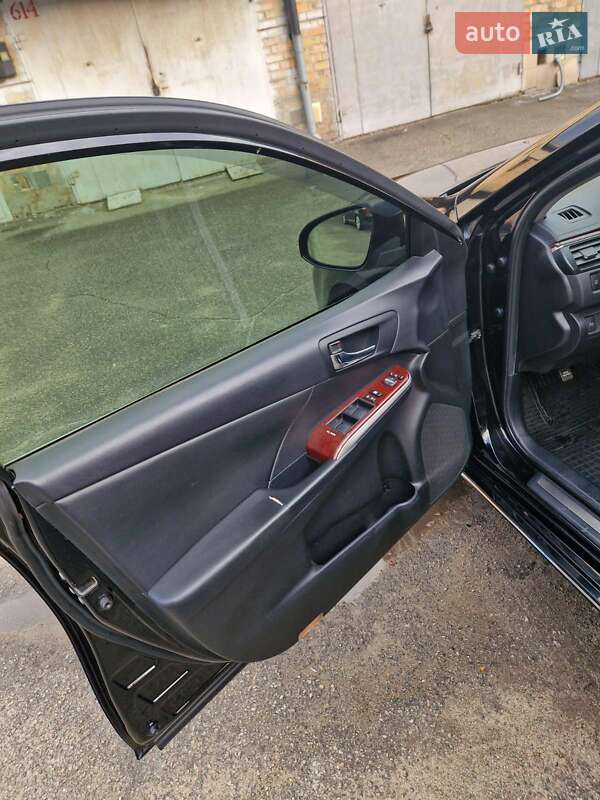 Седан Toyota Camry 2012 в Києві фото 14 Седан Toyota Camry 2012 в Києві