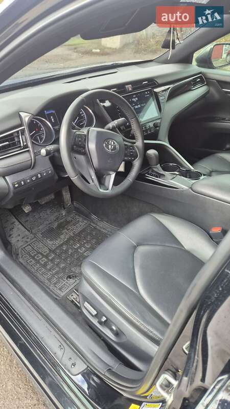 Седан Toyota Camry 2020 в Киеве фото 7 Седан Toyota Camry 2020 в Киеве