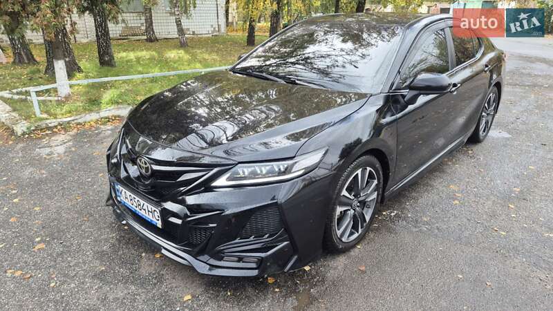 Седан Toyota Camry 2020 в Киеве фото 9 Седан Toyota Camry 2020 в Киеве