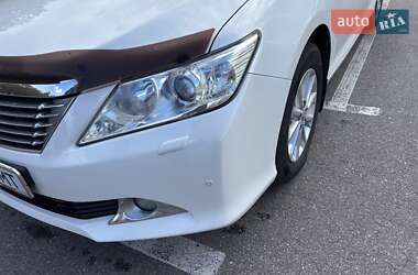 Седан Toyota Camry 2013 в 