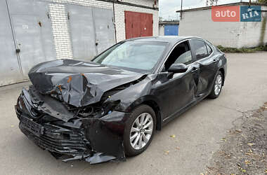 Седан Toyota Camry 2019 в 
