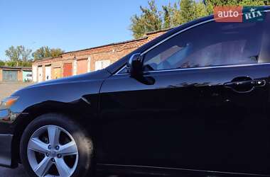 Седан Toyota Camry 2010 в 