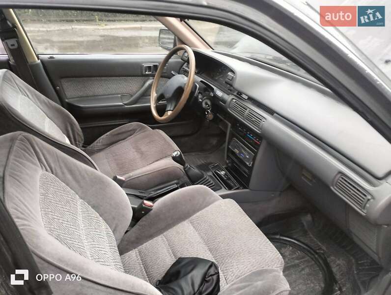 Седан Toyota Camry 1989 в Зорі фото 11 Седан Toyota Camry 1989 в Зорі