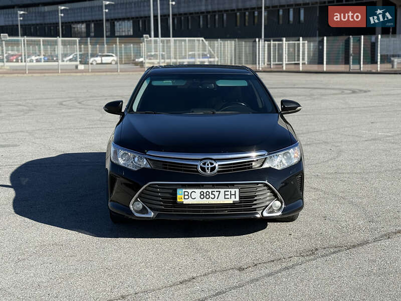 Седан Toyota Camry 2015 в Львове фото 4 Седан Toyota Camry 2015 в Львове