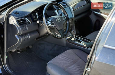 Седан Toyota Camry 2015 в  фото 18 Седан Toyota Camry 2015 в