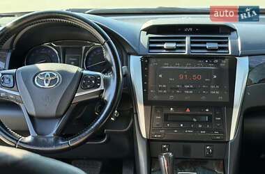 Седан Toyota Camry 2015 в  фото 21 Седан Toyota Camry 2015 в