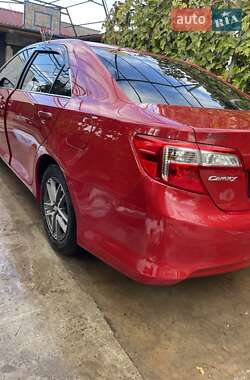Седан Toyota Camry 2012 в 