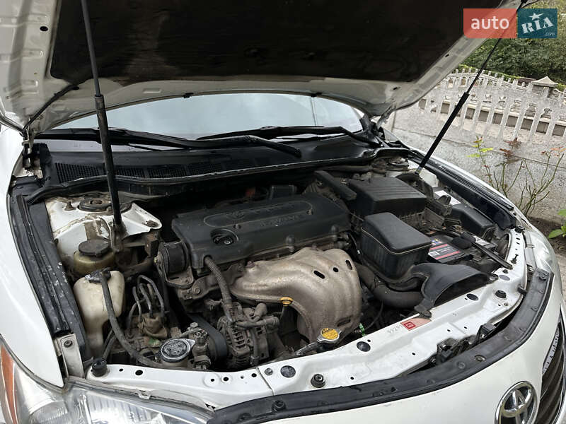 Седан Toyota Camry 2008 в Кременце