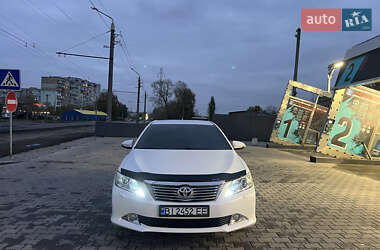 Седан Toyota Camry 2012 в Полтаве