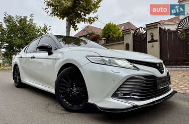 Седан Toyota Camry 2018 в  фото 24 Седан Toyota Camry 2018 в