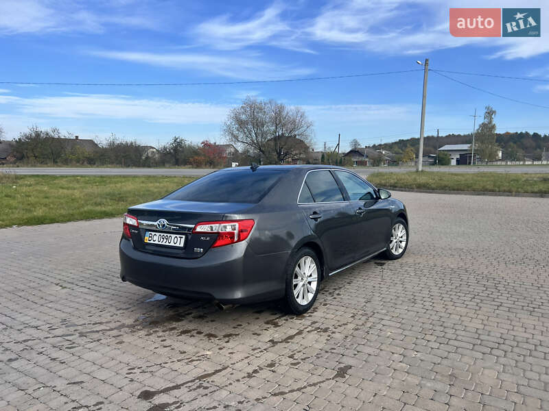 Седан Toyota Camry 2011 в Жидачове