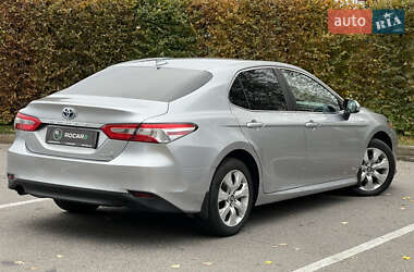 Седан Toyota Camry 2020 в  фото 22 Седан Toyota Camry 2020 в