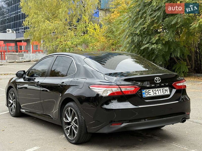Седан Toyota Camry 2018 в Днепре фото 7 Седан Toyota Camry 2018 в Днепре