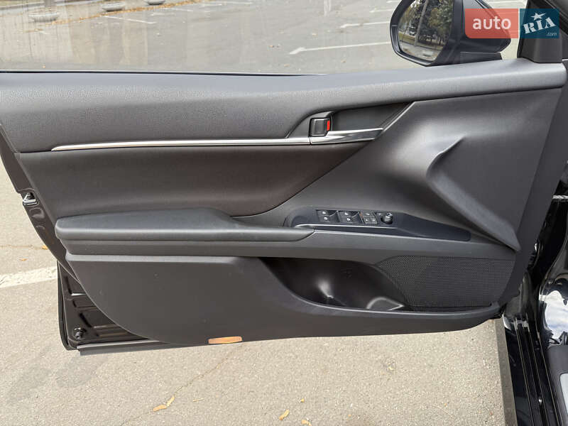 Седан Toyota Camry 2018 в Днепре фото 14 Седан Toyota Camry 2018 в Днепре