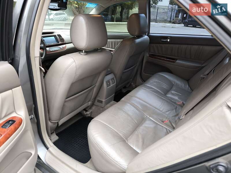 Седан Toyota Camry 2003 в Одессе