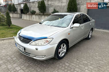 Седан Toyota Camry 2003 в  фото 42 Седан Toyota Camry 2003 в