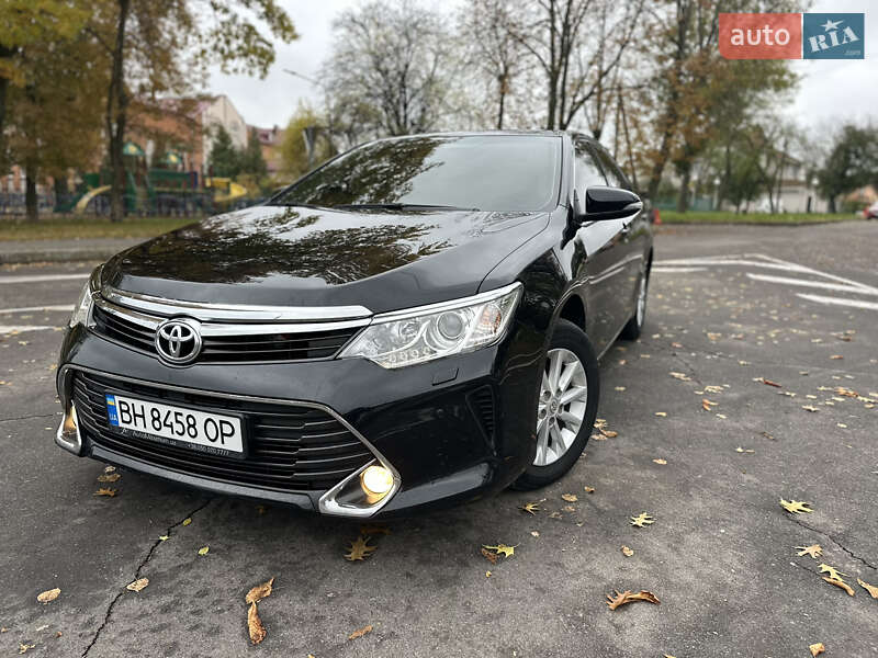 Седан Toyota Camry 2017 в Вінниці