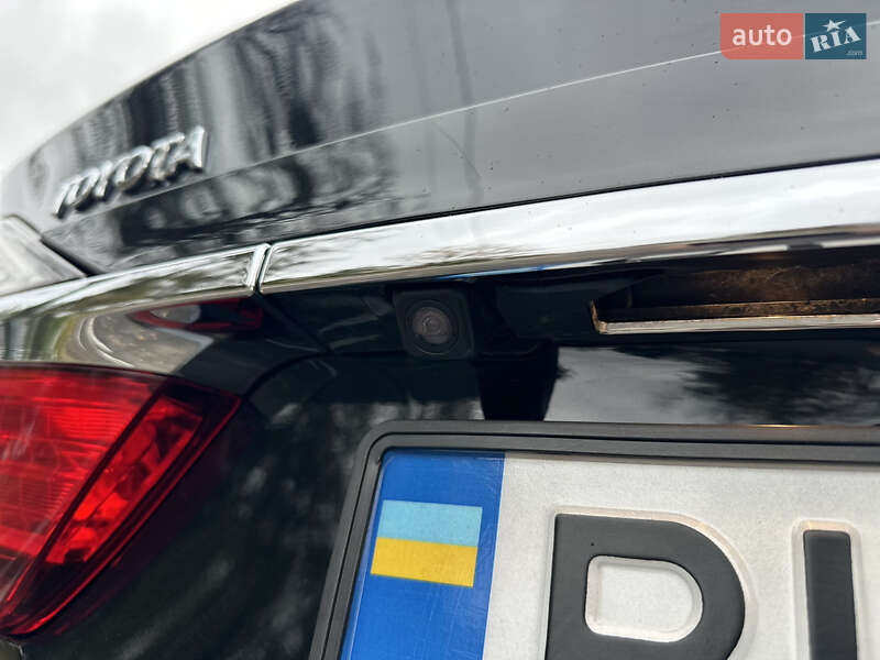 Седан Toyota Camry 2017 в Вінниці