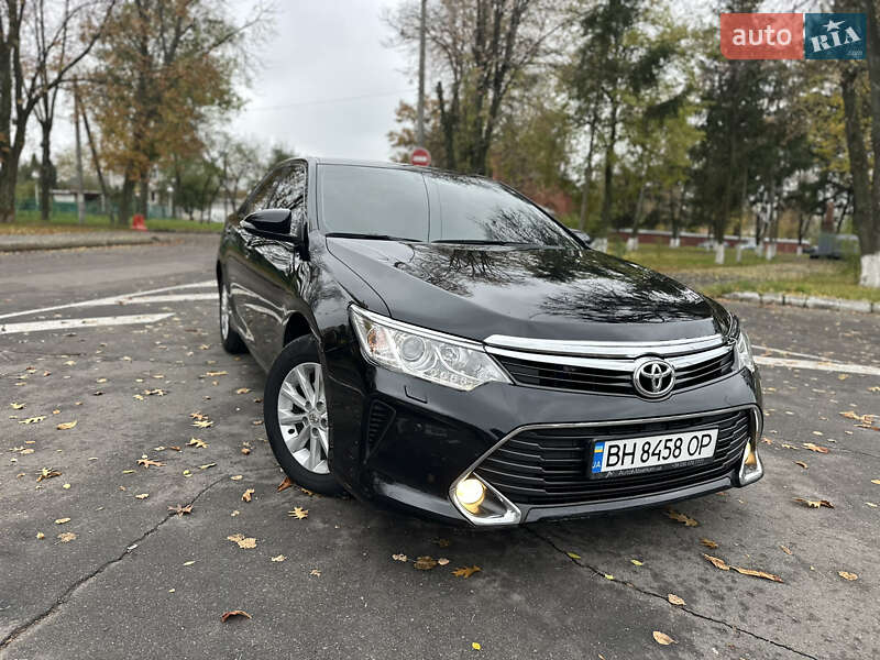 Седан Toyota Camry 2017 в Вінниці