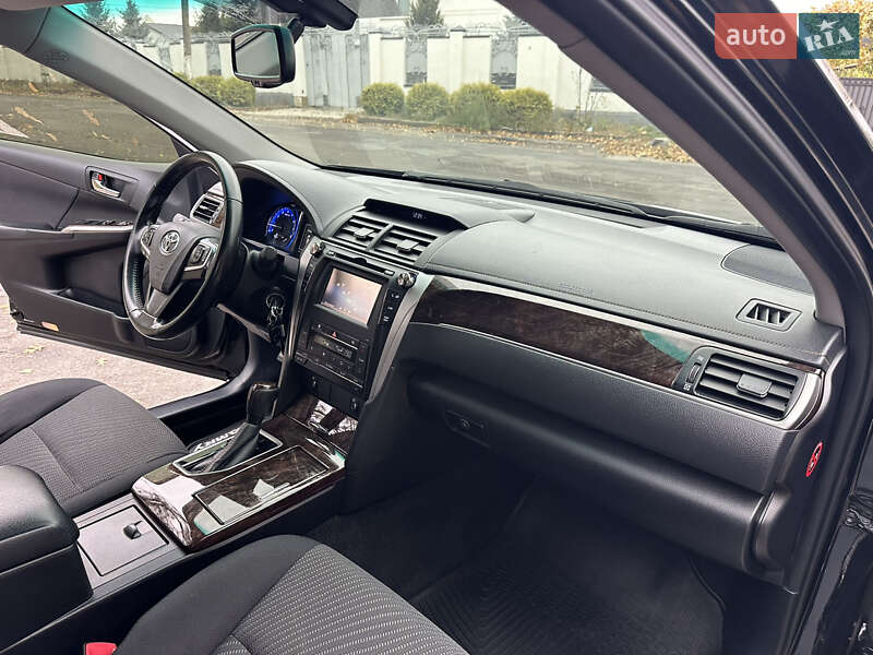 Седан Toyota Camry 2017 в Вінниці