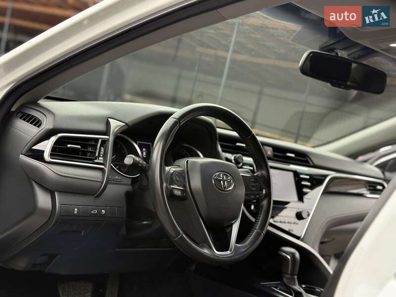 Седан Toyota Camry 2018 в Виннице фото 50 Седан Toyota Camry 2018 в Виннице