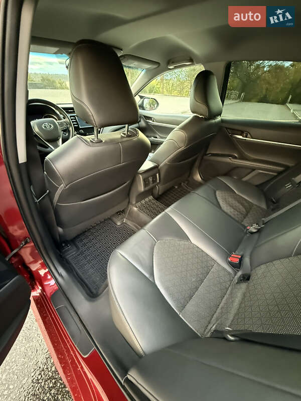 Седан Toyota Camry 2017 в Запорожье фото 10 Седан Toyota Camry 2017 в Запорожье