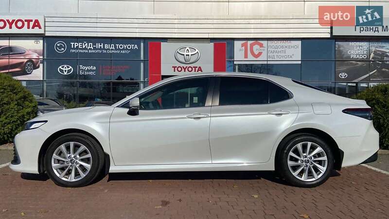Седан Toyota Camry 2022 в Хмельницком фото 3 Седан Toyota Camry 2022 в Хмельницком