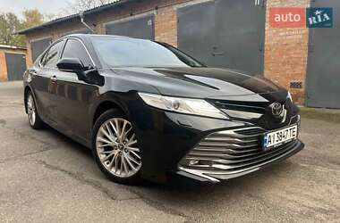 Седан Toyota Camry 2018 в 