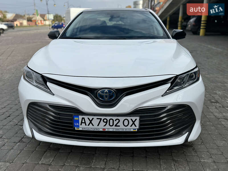 Седан Toyota Camry 2019 в Харькове фото 3 Седан Toyota Camry 2019 в Харькове