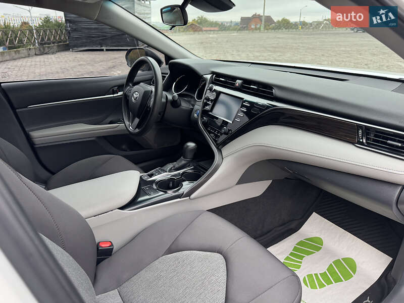 Седан Toyota Camry 2019 в Харькове фото 16 Седан Toyota Camry 2019 в Харькове