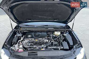 Седан Toyota Camry 2022 в 