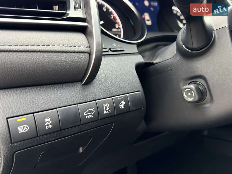 Седан Toyota Camry 2021 в Днепре фото 22 Седан Toyota Camry 2021 в Днепре