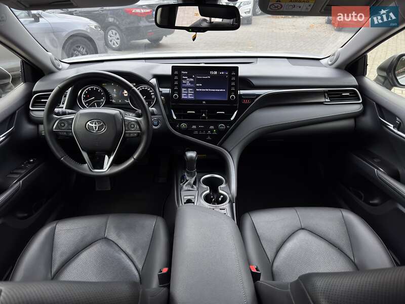 Седан Toyota Camry 2021 в Днепре фото 17 Седан Toyota Camry 2021 в Днепре