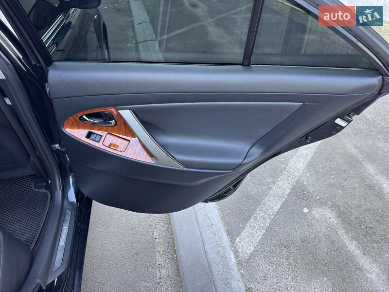 Седан Toyota Camry 2008 в Ромнах фото 12 Седан Toyota Camry 2008 в Ромнах