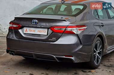 Седан Toyota Camry 2020 в 