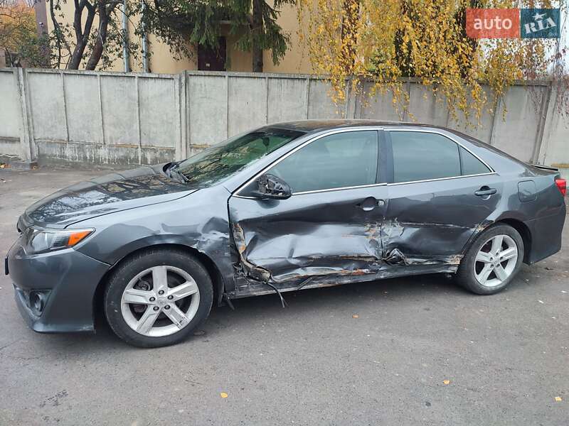 Седан Toyota Camry 2014 в Ровно фото 15 Седан Toyota Camry 2014 в Ровно