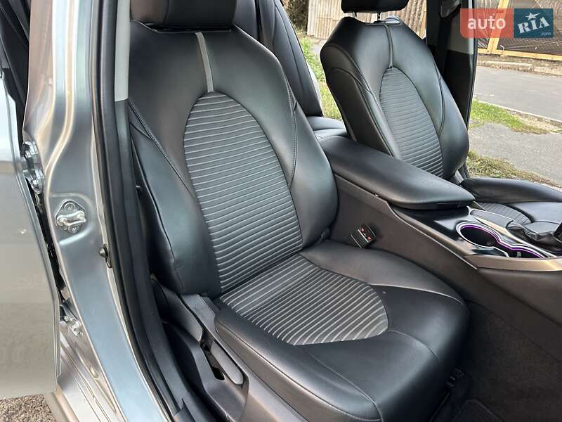 Седан Toyota Camry 2018 в Одессе фото 75 Седан Toyota Camry 2018 в Одессе