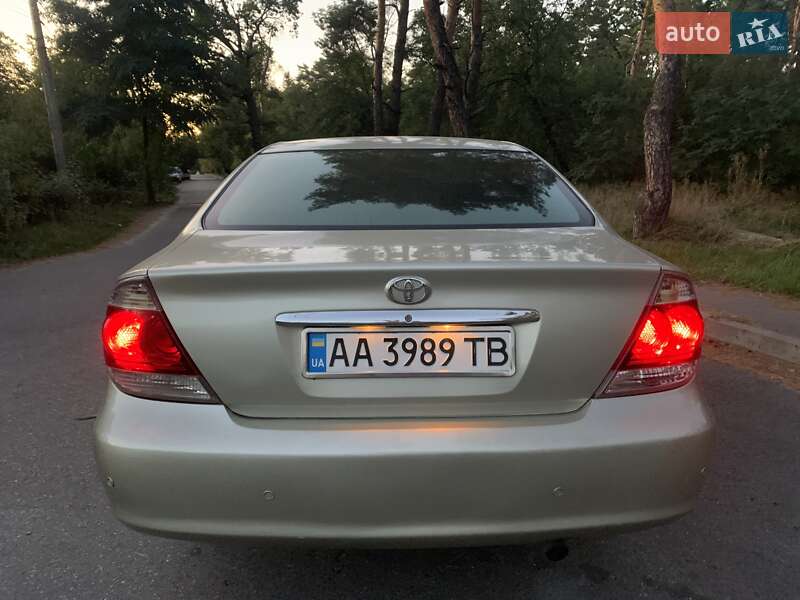 Седан Toyota Camry 2004 в Киеве фото Седан Toyota Camry 2004 в Киеве