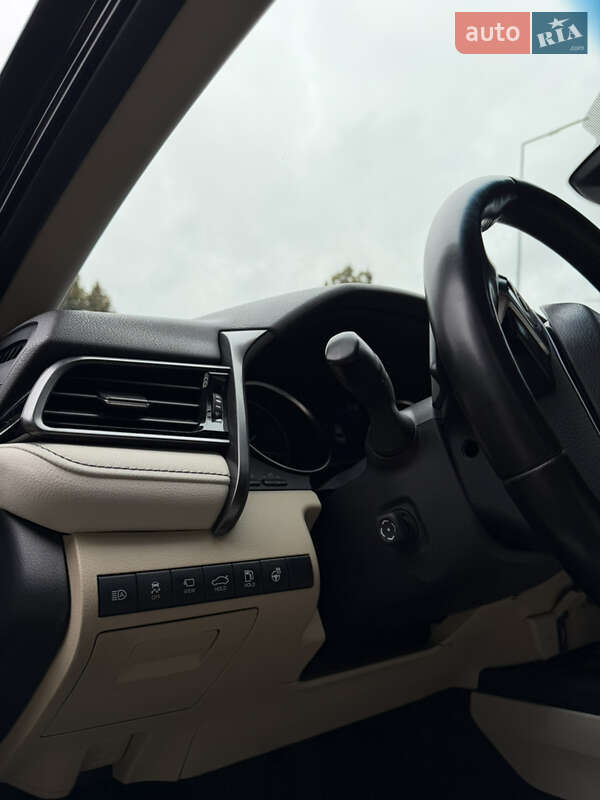 Седан Toyota Camry 2022 в Киеве фото 24 Седан Toyota Camry 2022 в Киеве
