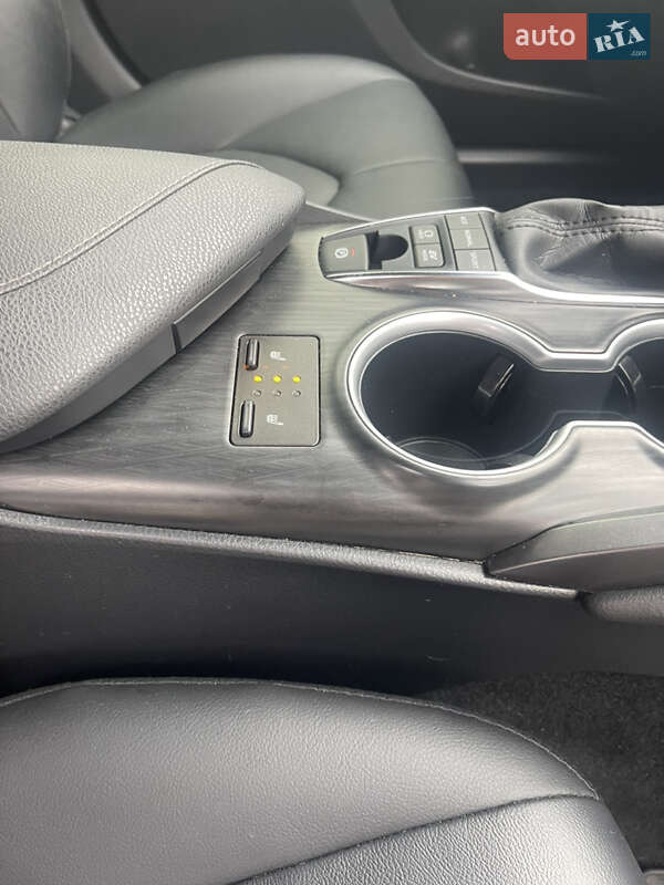 Седан Toyota Camry 2021 в Одессе фото 24 Седан Toyota Camry 2021 в Одессе
