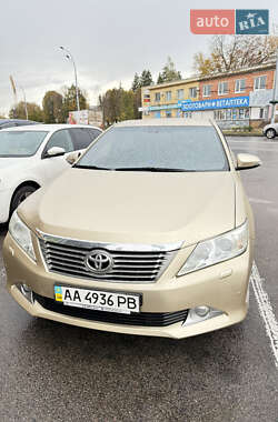 Седан Toyota Camry 2012 в Броварах