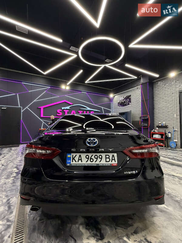 Седан Toyota Camry 2022 в Киеве фото 10 Седан Toyota Camry 2022 в Киеве