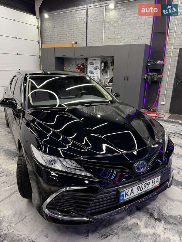 Седан Toyota Camry 2022 в Киеве фото 15 Седан Toyota Camry 2022 в Киеве