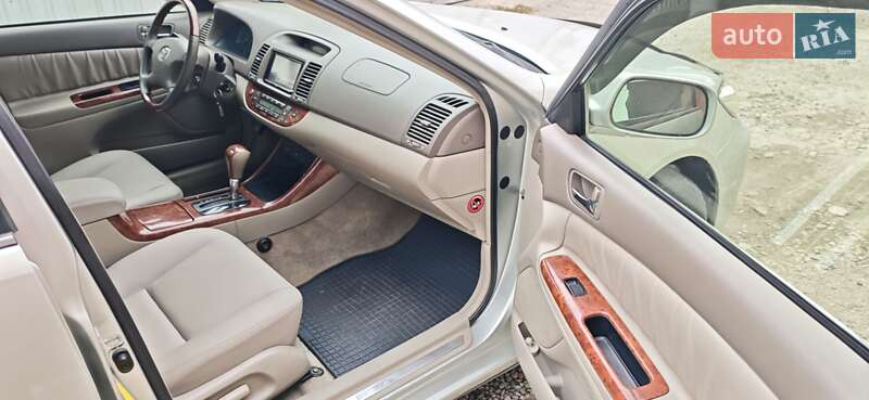 Седан Toyota Camry 2002 в Одессе