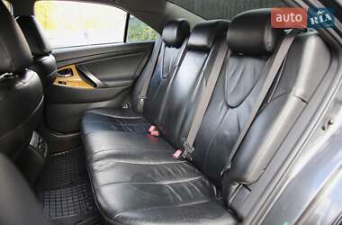 Седан Toyota Camry 2007 в 