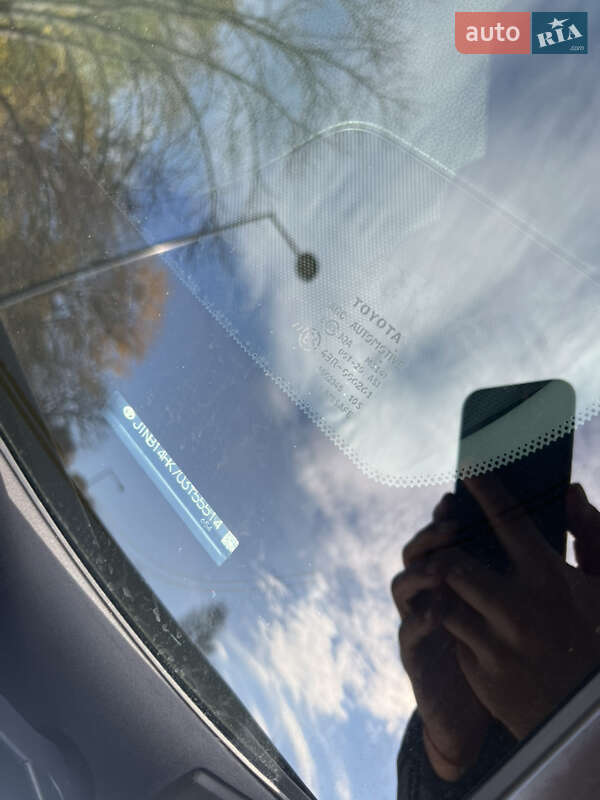 Седан Toyota Camry 2021 в Киеве фото 13 Седан Toyota Camry 2021 в Киеве