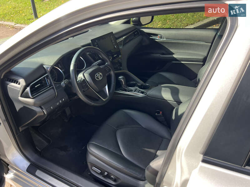 Седан Toyota Camry 2021 в Киеве фото 14 Седан Toyota Camry 2021 в Киеве