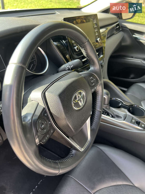 Седан Toyota Camry 2021 в Киеве фото 19 Седан Toyota Camry 2021 в Киеве