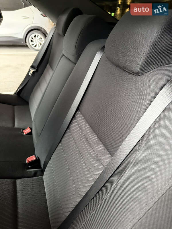 Седан Toyota Camry 2017 в Одессе фото 63 Седан Toyota Camry 2017 в Одессе