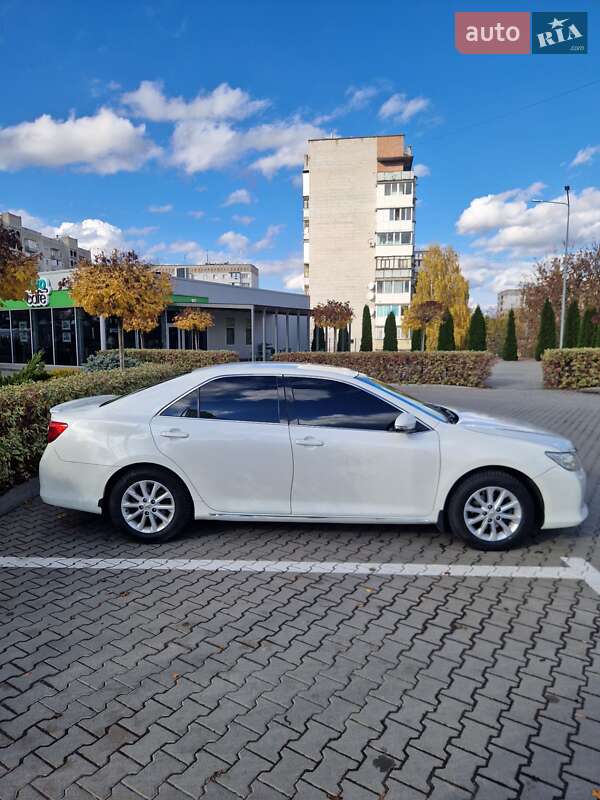 Toyota Camry 2011